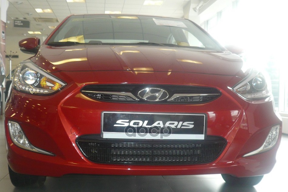 Сетка на бампер внешняя для HYUNDAI Solaris 2011-2014, черн., 15 мм / Хендай Солярис Arbori арт. 01-250110-15B