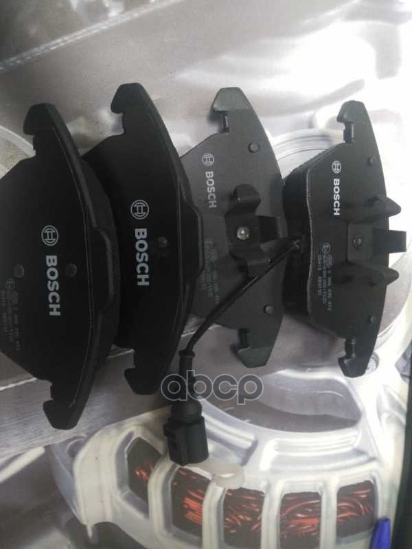 Колодки передние VW GOLF V 0986495412 Bosch арт. 0986495412
