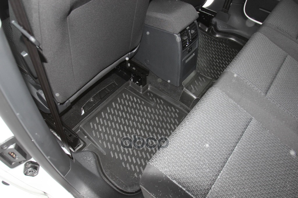 Коврики в салон VOLKSWAGEN Caddy, 2015-, 4 шт. (полиуретан) / Фольксваген Кэдди ELEMENT арт. CARVLK00003