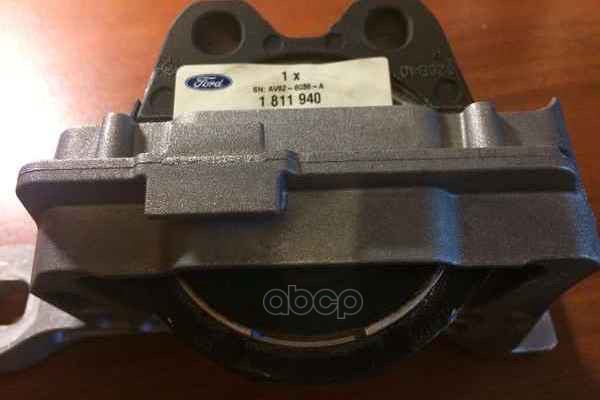 Кронштейн передней опоры 1811940 FORD арт. 1811940