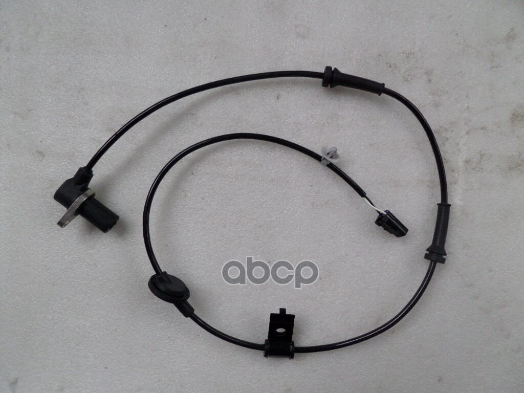 Датчик ABS передний правый HYUNDAI TRAJET MPV FO (2000/03 - 2008/07) FRONT LR MAGTECHNIC арт. mag3426