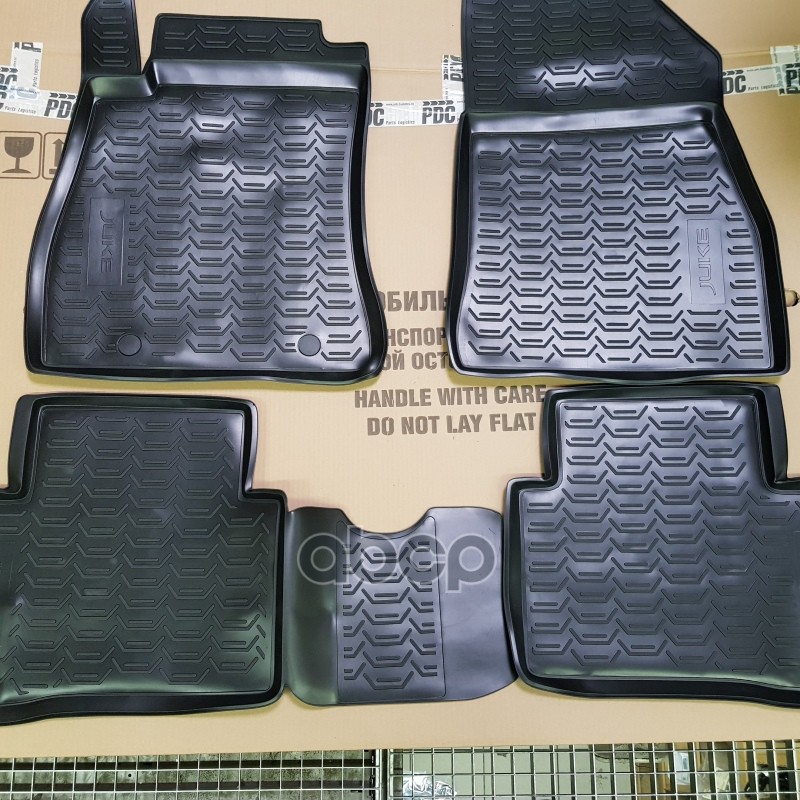 Комплект Автомобильных Ковриков NISSAN арт. 999RMF152WD