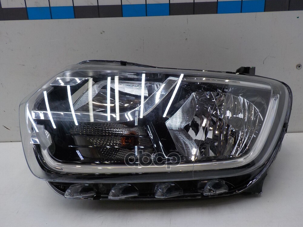 Фара Левая Duster Ii 2021- RENAULT арт. 260608473R