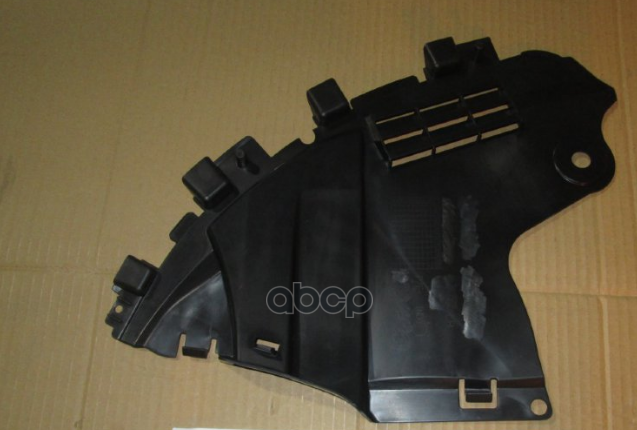 Защита бампера переднего правая Ren Sandero RENAULT арт. 620246187R