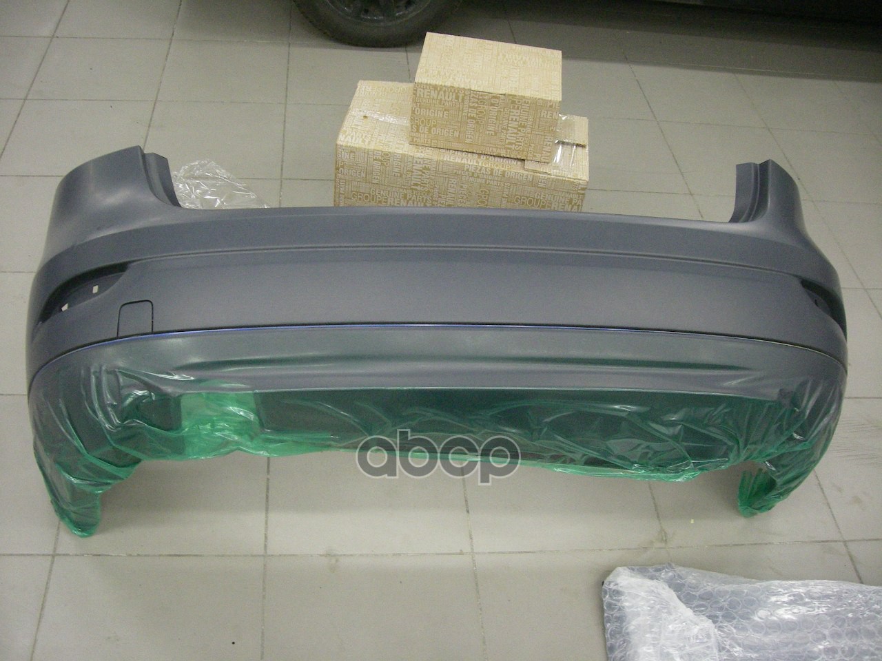 Бампер Задний Renault Fluence Renault 8502 295 39R RENAULT арт. 8502 295 39R