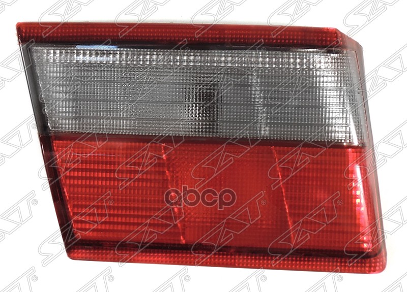 Фонарь в крышку багажника Toyota Carina E 96-98 / Corona (T190) 94-96 (Слева/ 4D SED) Sat арт. ST-212-1302L