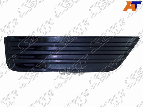 Заглушка бампера Ford Focus 04-08 (Спереди/ Справа) Sat арт. ST-FDA5-000C-C1