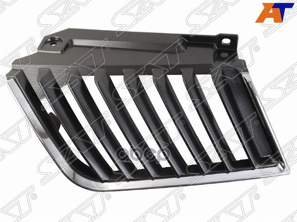 Решетка радиатора Mitsubishi L200 07-14 / Triton 06-10 (Слева) Sat арт. ST-MB93-093-A2