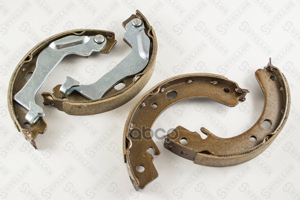 Колодки барабанные ручника Toyota Corolla 1.4/1.6/1.8/2.0D 01-08 Stellox арт. 000497SX