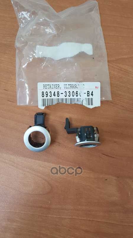 Кронштейн Парктроника (Окантовка) Toyota TOYOTA арт. 8934833060B4