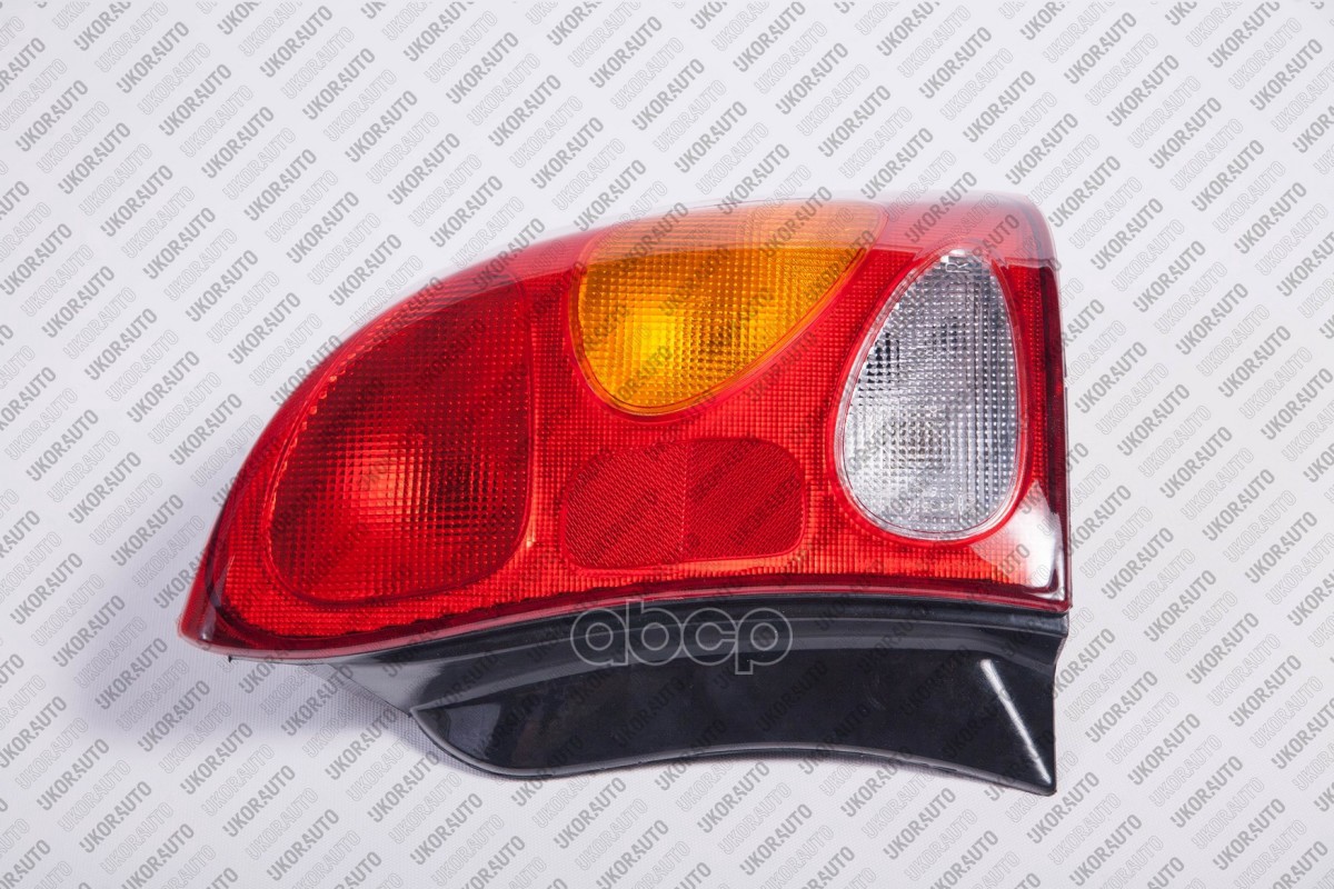 Фонарь правый U0523026R Ukor Auto арт. U0523026R