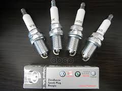 Свеча Зажигания Audi: R8 4.2Fsi 10-, Rs5 4.2 Fsi 10- VAG арт. 101905621C