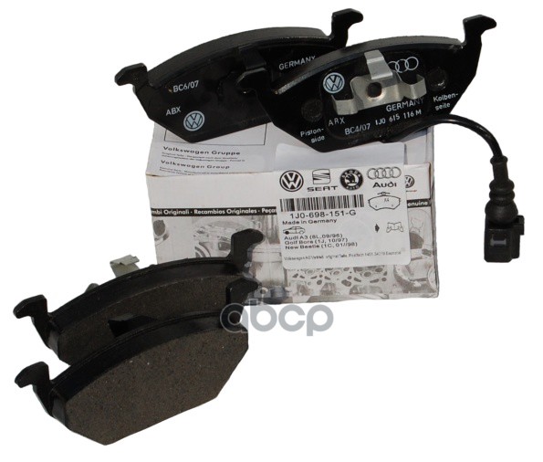 Колодки передние AD A3 VW G4 с датчиком VAG 1J0 698 151G VAG арт. 1J0 698 151G