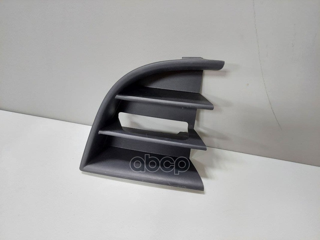 Решетка бампера передняя L SKODA Octavia 09- VAG 1Z0 853 665C 9B9 VAG арт. 1Z0 853 665C 9B9