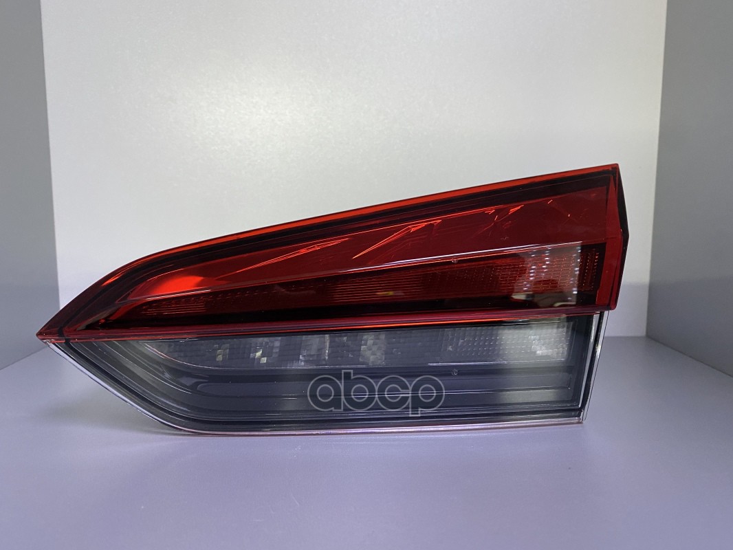 Задний фонарь SKODA Rapid VAG 60U945308A VAG арт. 60U945308A