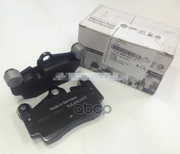 Колодки задние AD Q7 VW TOUAREG PORSCHE Cayenne VAG 7L0 698 451H VAG арт. 7L0 698 451H