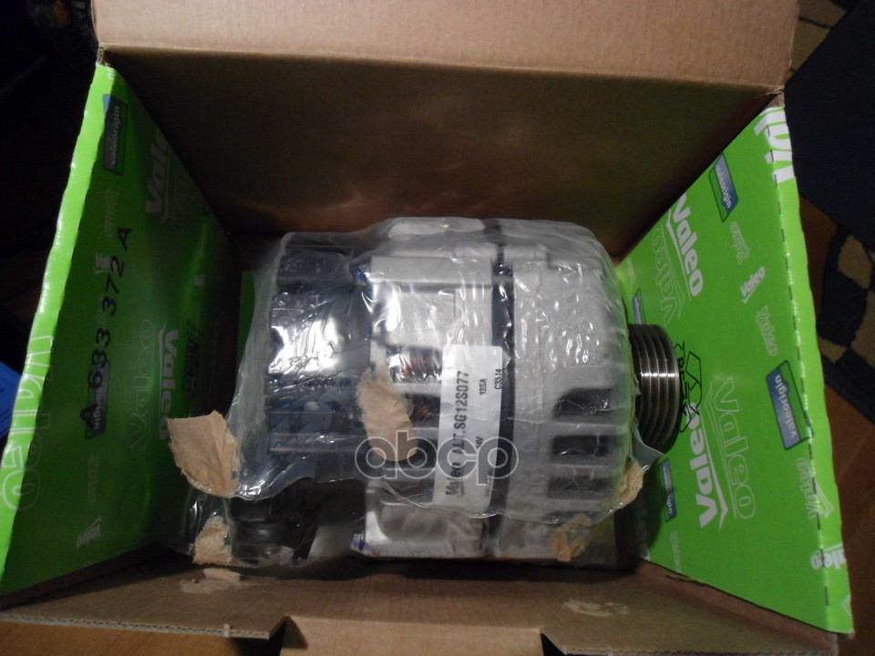 Генератор Valeo арт. 439521