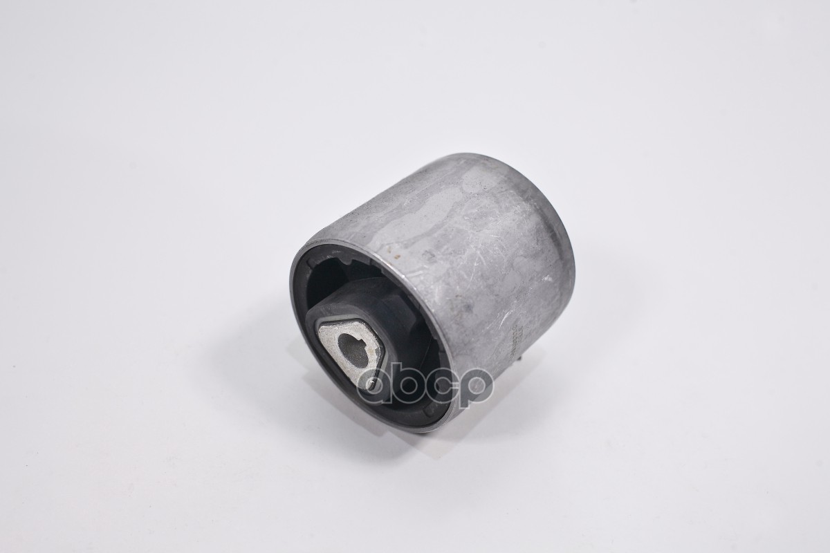 Сайлентблок рычага передней подвески BMW 1 (E81 E82 E87 E88) ZF Russia арт. 3780701zfr